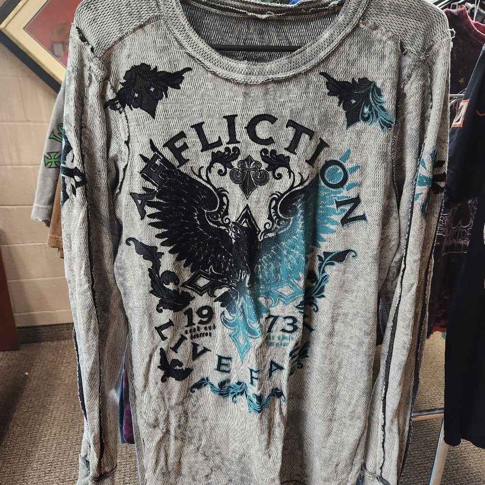 Affliction mens Large Thermal Reversible